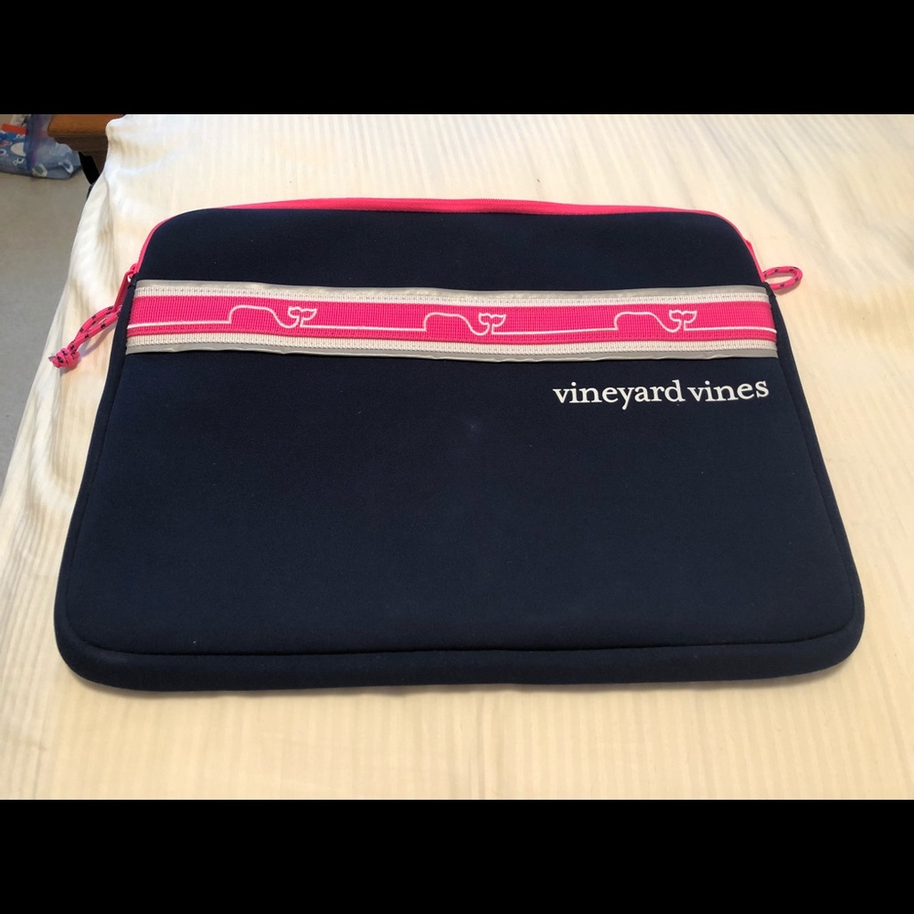 Vineyard Vines Laptop Case